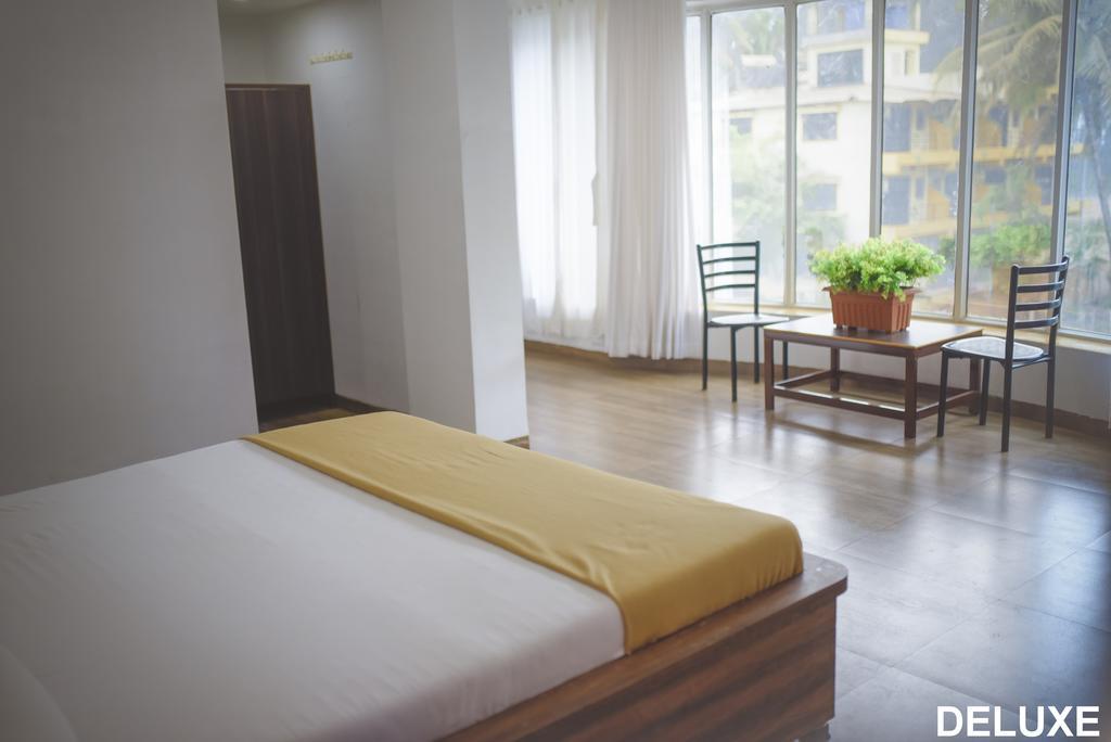 White House Beach Resort Nagaon  Eksteriør bilde