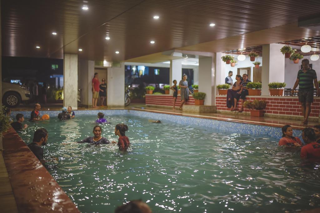 White House Beach Resort Nagaon  Eksteriør bilde